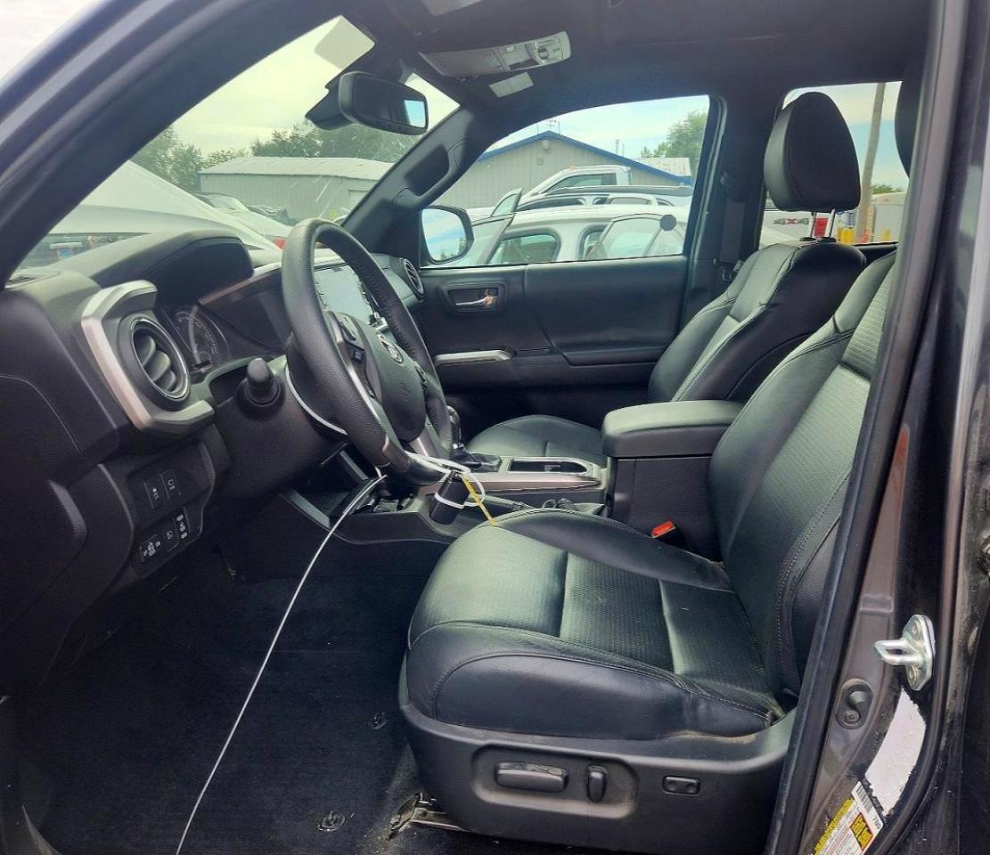 2023 TOYOTA TACOMA LIMITED — Фото 7 из 12