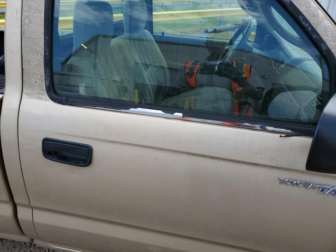 2004 TOYOTA TACOMA BASE — Фото 10 из 12