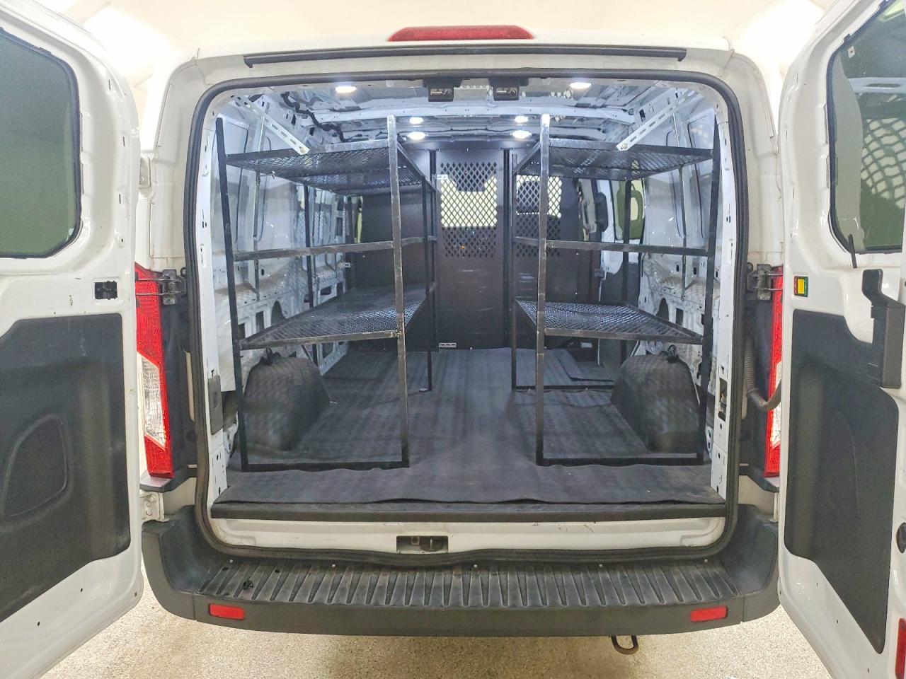 2020 FORD TRANSIT T-250 — Фото 10 из 13