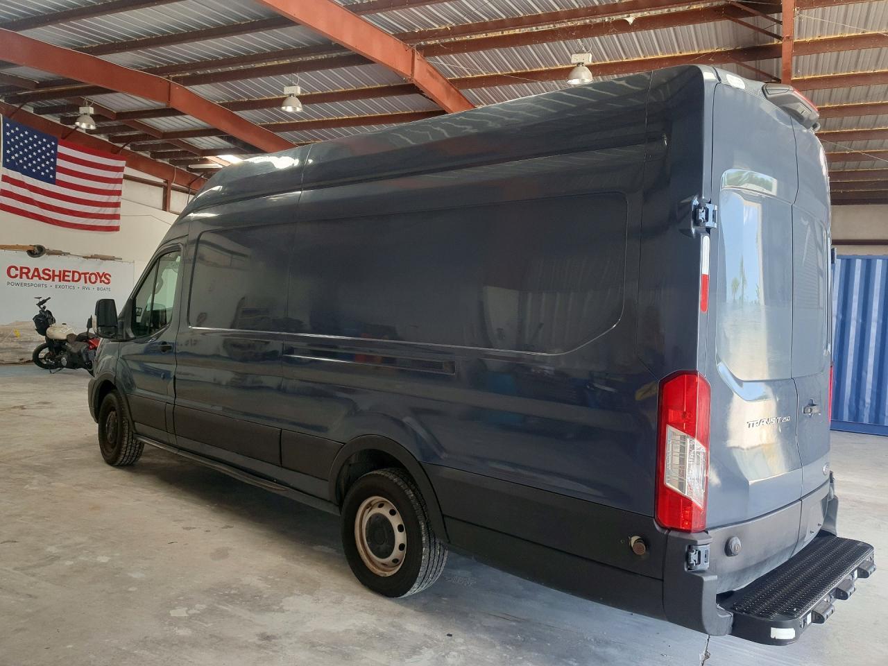 2020 FORD TRANSIT T-250 — Фото 2 из 13