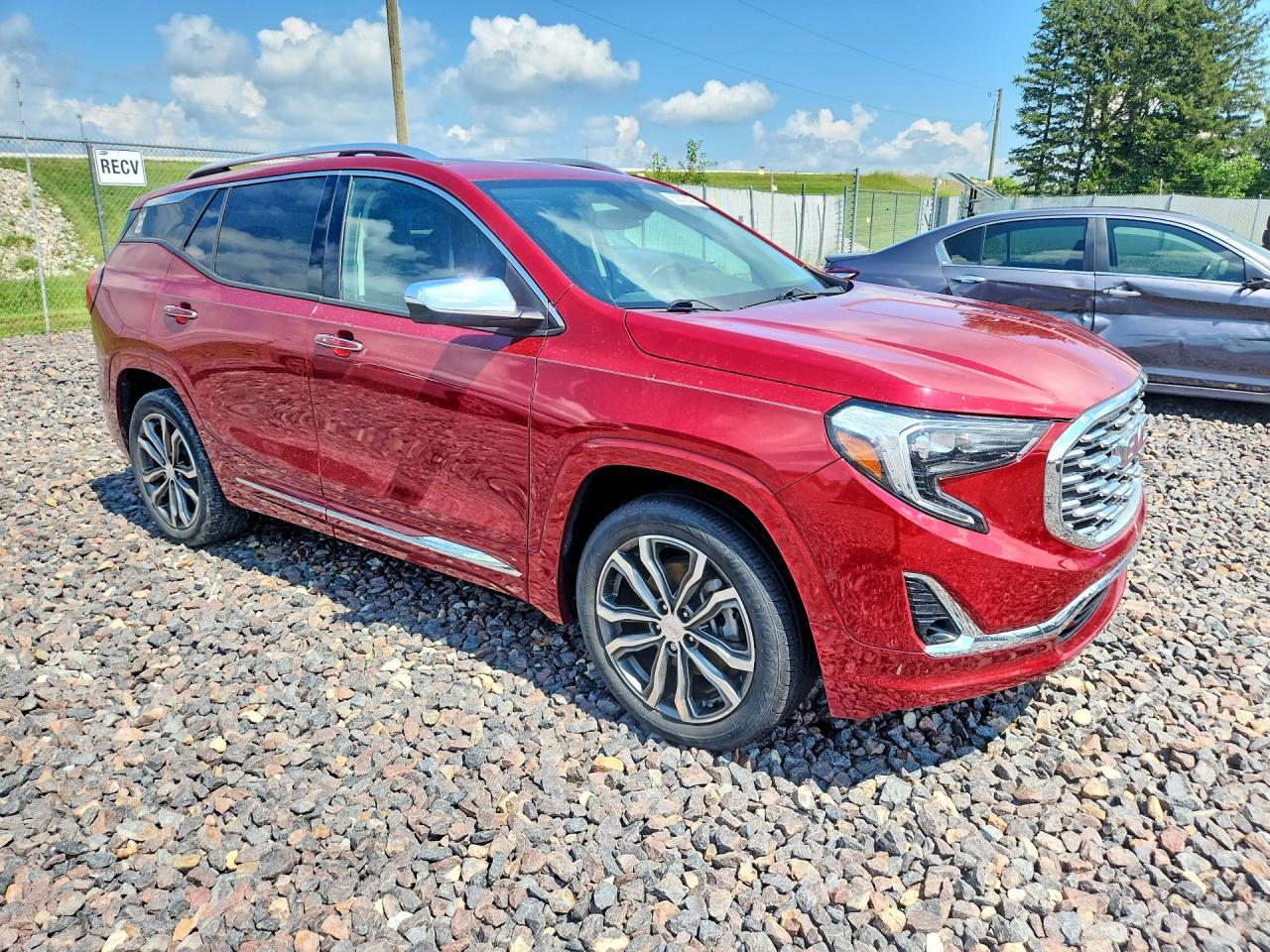 2020 GMC TERRAIN DENALI — Фото 4 из 14