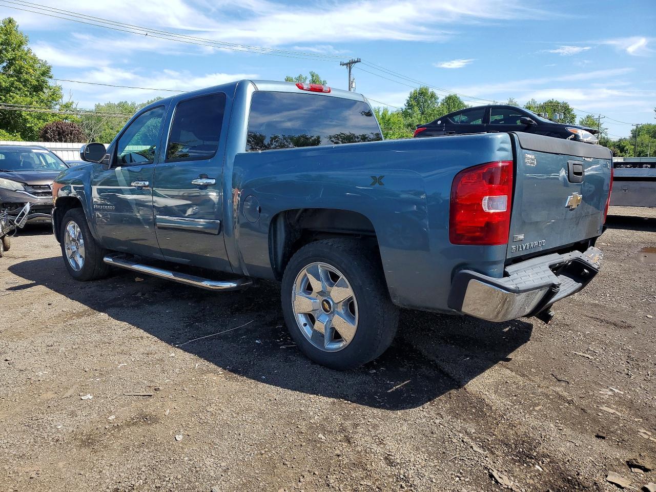 2009 CHEVROLET SILVERADO K1500 LT — Фото 2 из 12