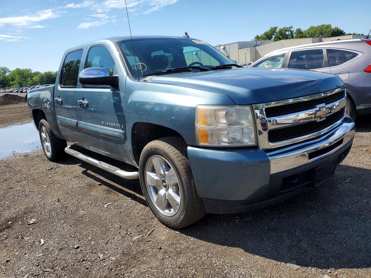 2009 CHEVROLET SILVERADO K1500 LT — Фото 4 из 12