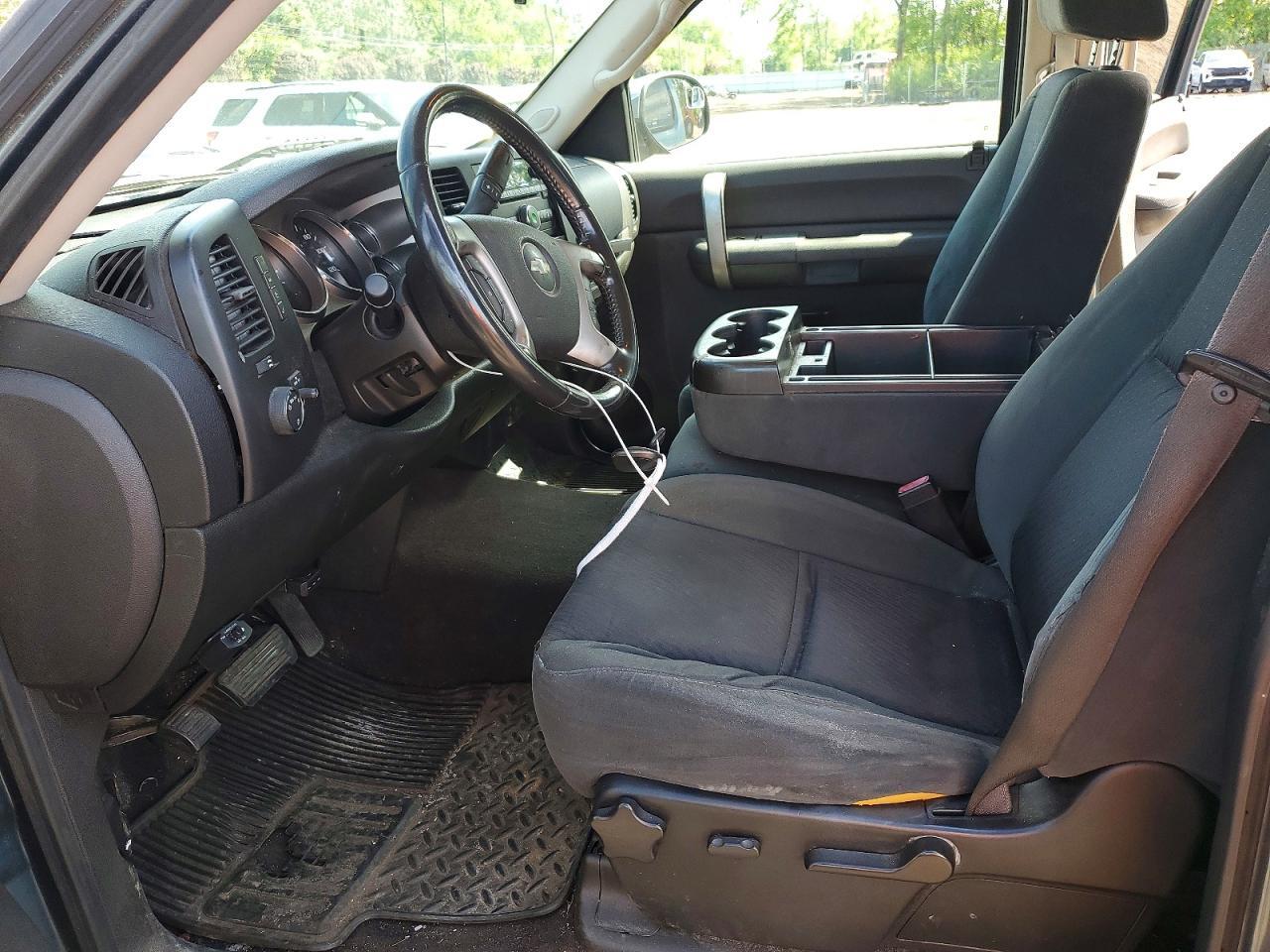 2009 CHEVROLET SILVERADO K1500 LT — Фото 7 из 12