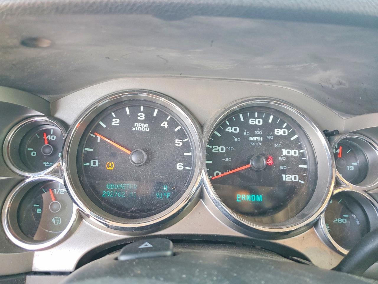 2009 CHEVROLET SILVERADO K1500 LT — Фото 9 из 12