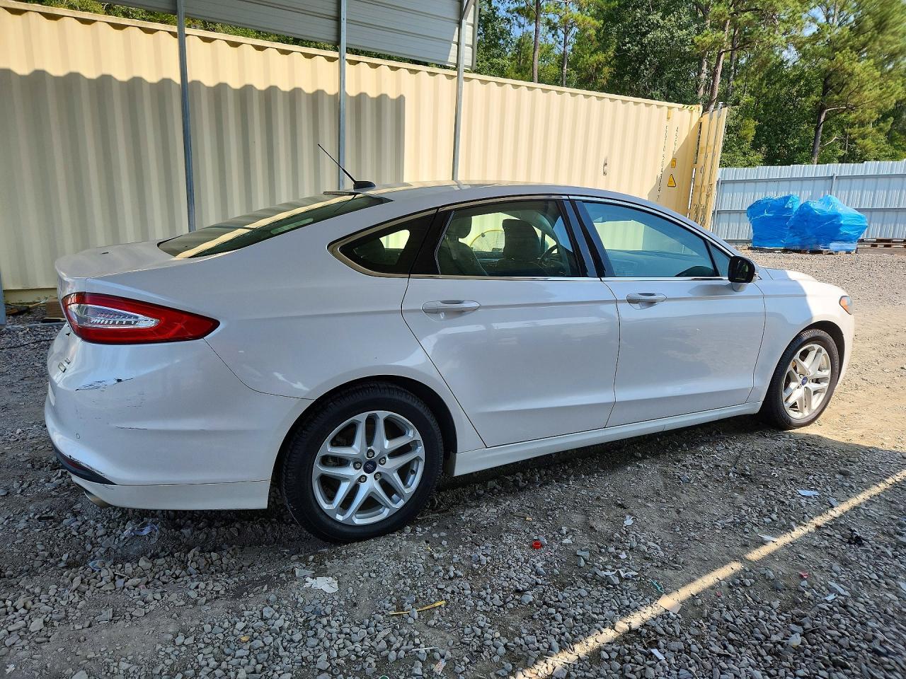 2016 FORD FUSION SE — Фото 3 из 12