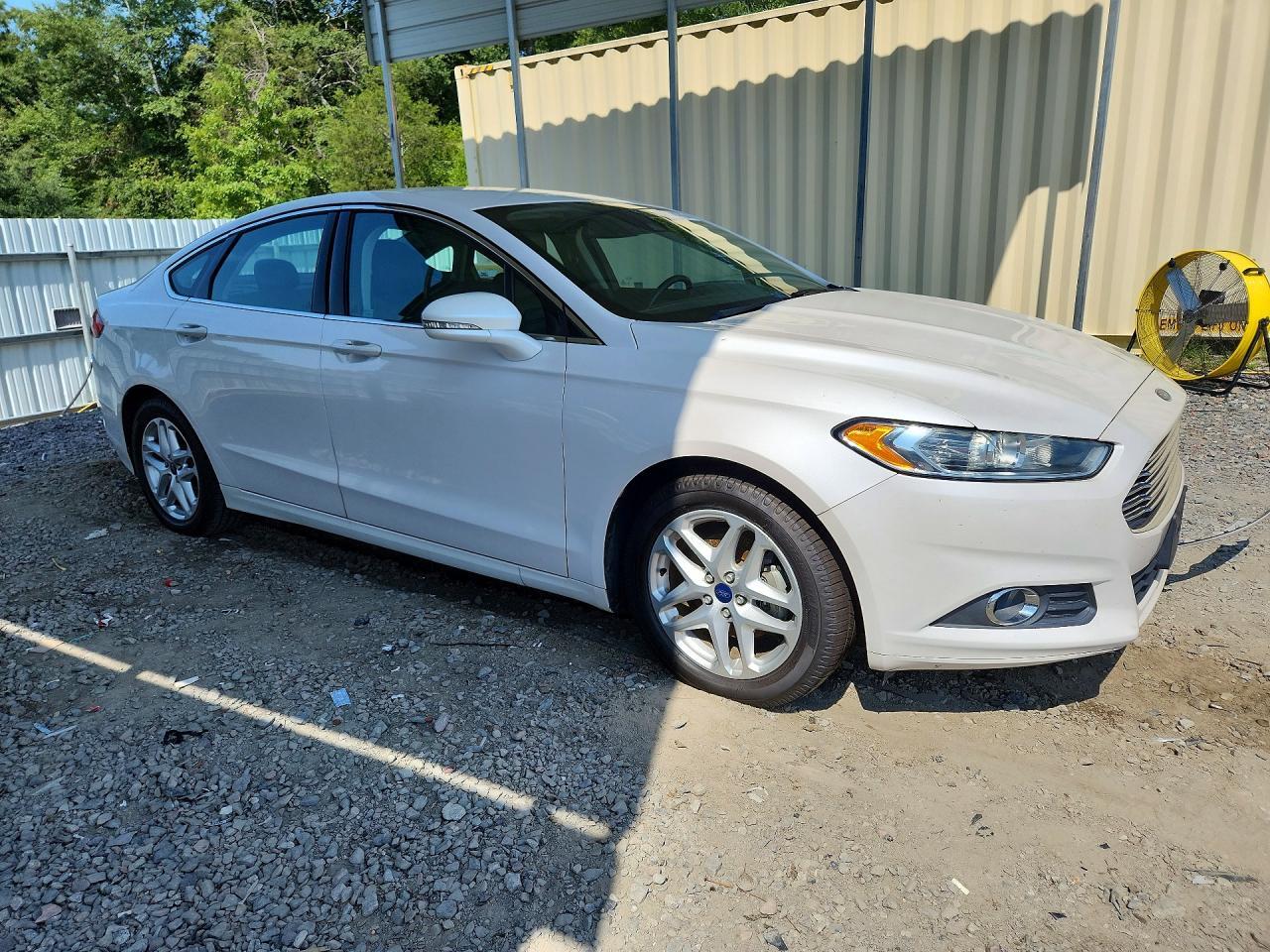 2016 FORD FUSION SE — Фото 4 из 12