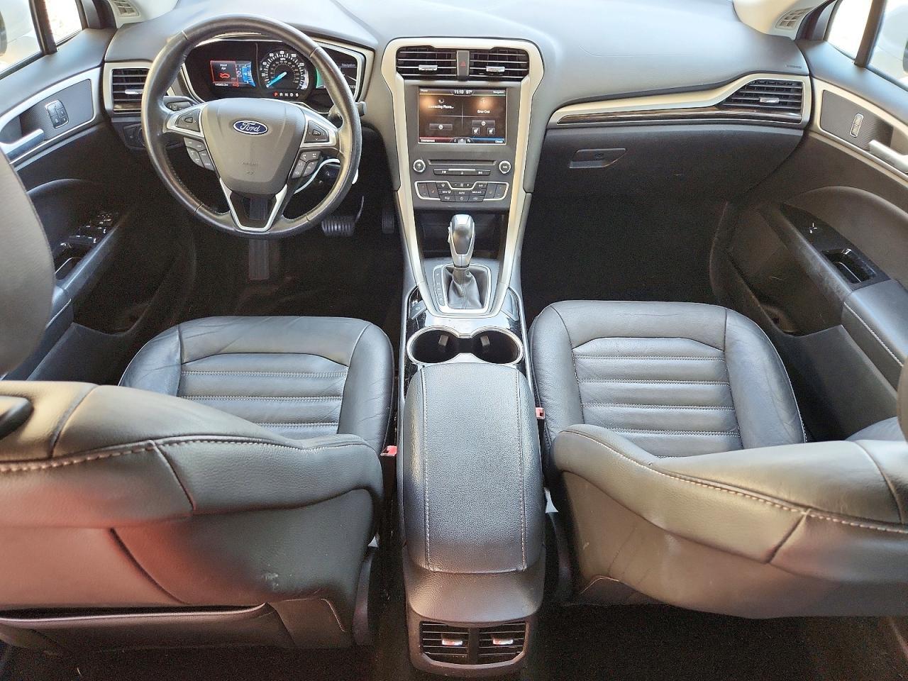2016 FORD FUSION SE — Фото 8 из 12