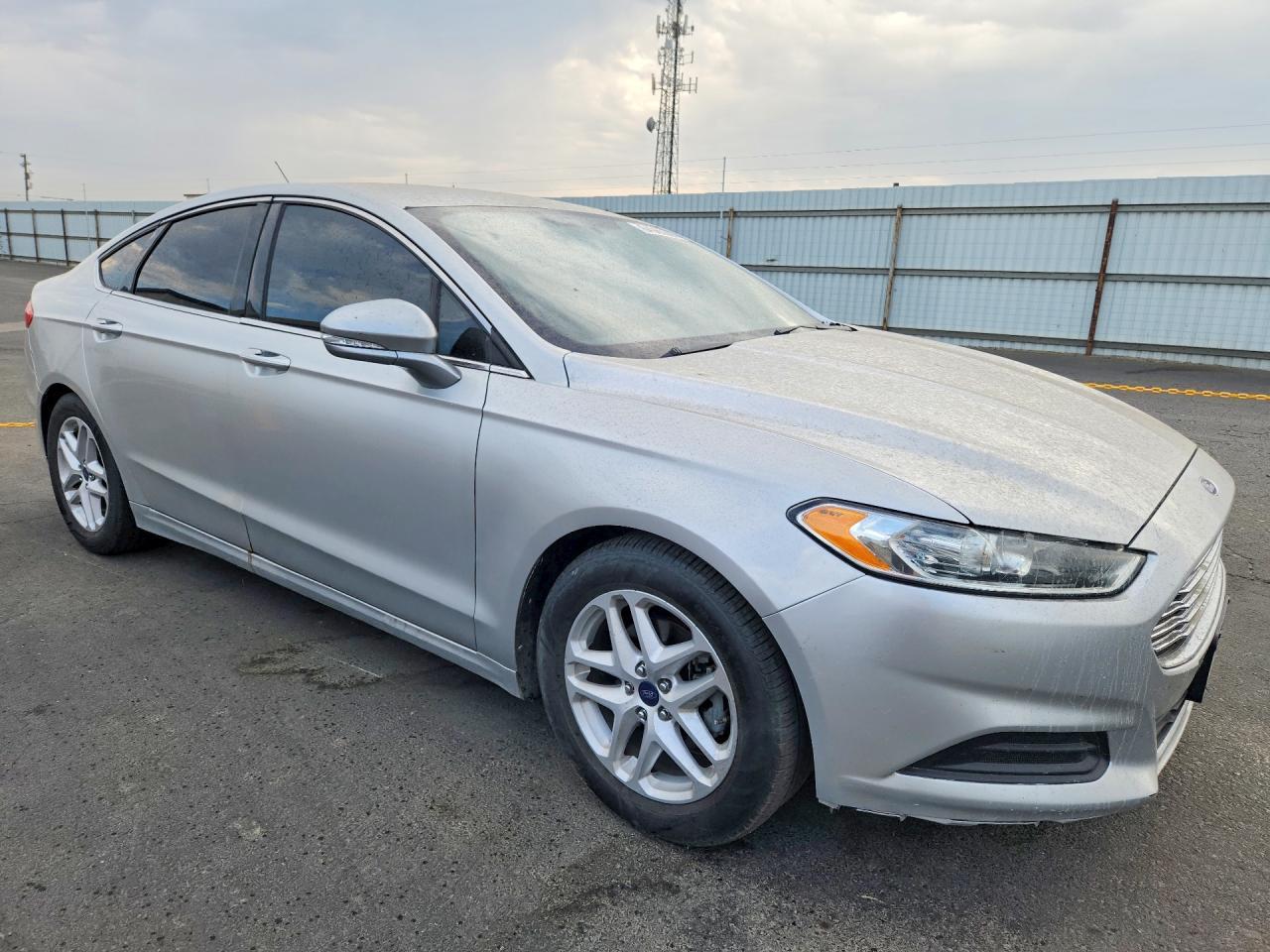 2016 FORD FUSION SE — Фото 4 из 12