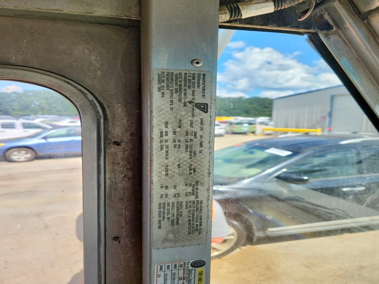 2009 FREIGHTLINER CHASSIS M LINE WALK-IN VAN — Фото 13 из 13