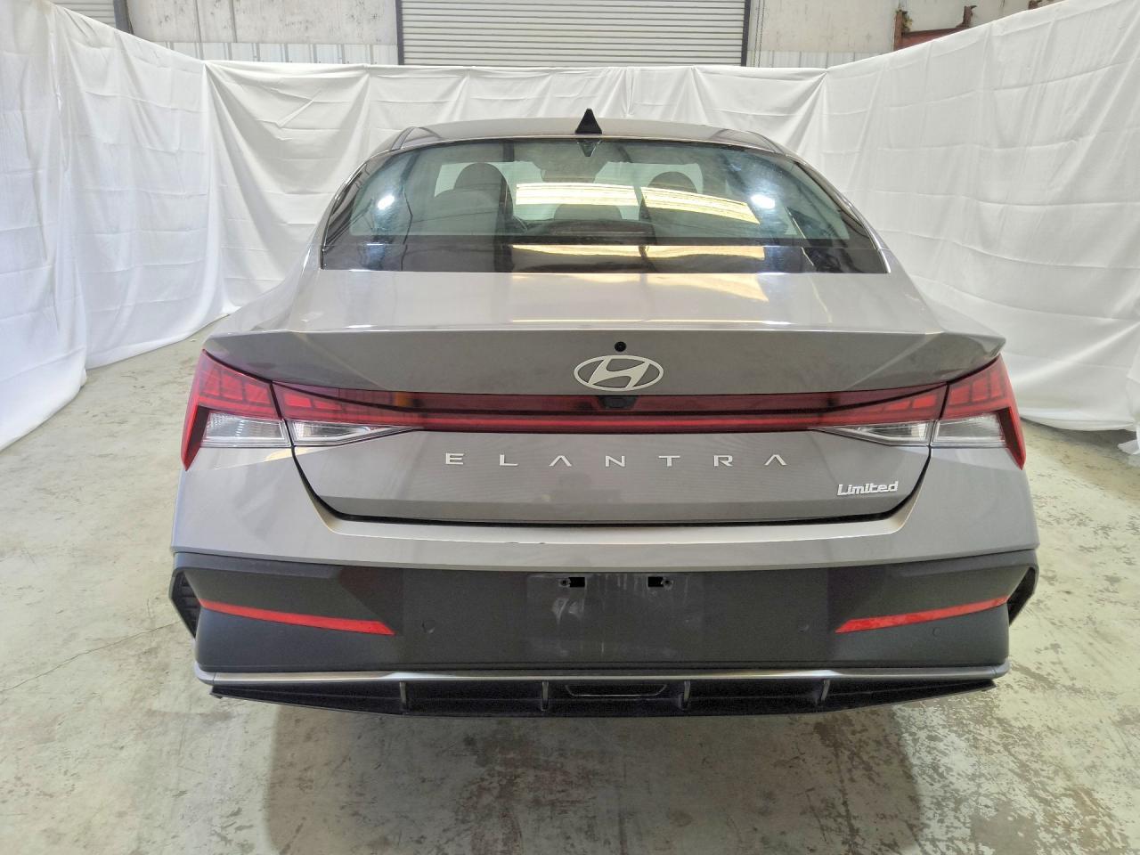 2024 HYUNDAI ELANTRA LIMITED — Фото 6 из 13