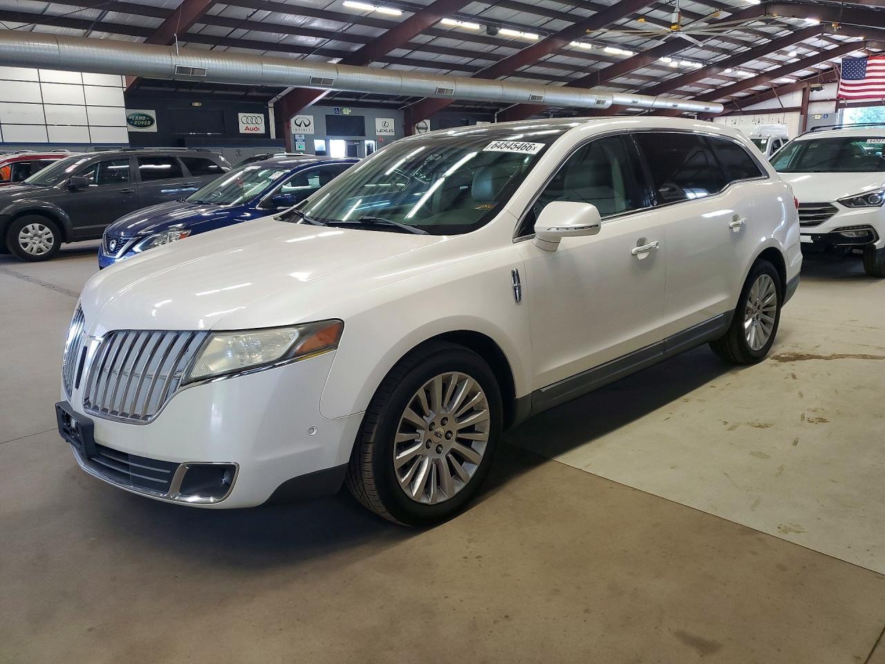 2012 LINCOLN MKT 2LMHJ5AT4CBL50207