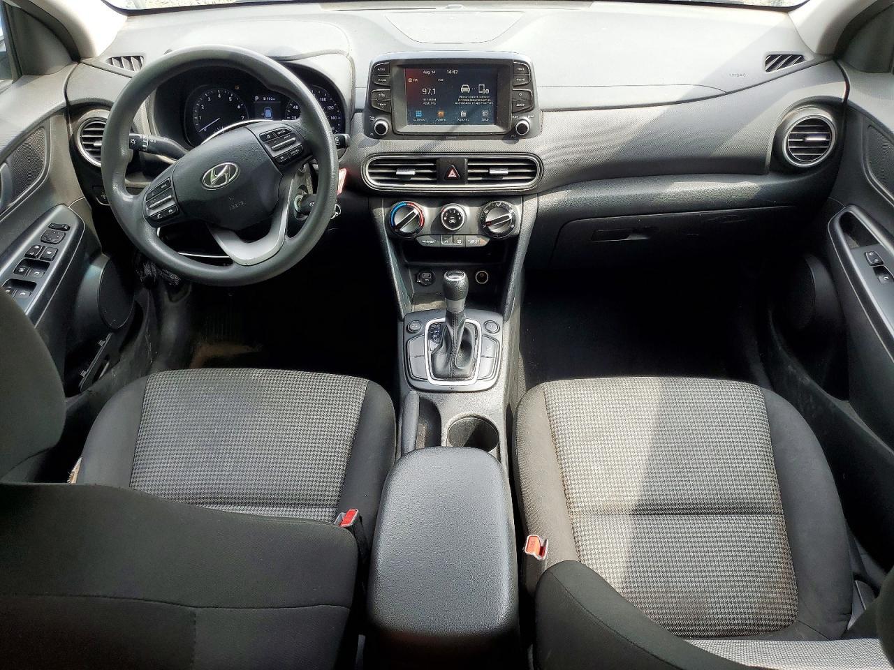2020 HYUNDAI KONA SE — Фото 8 из 12