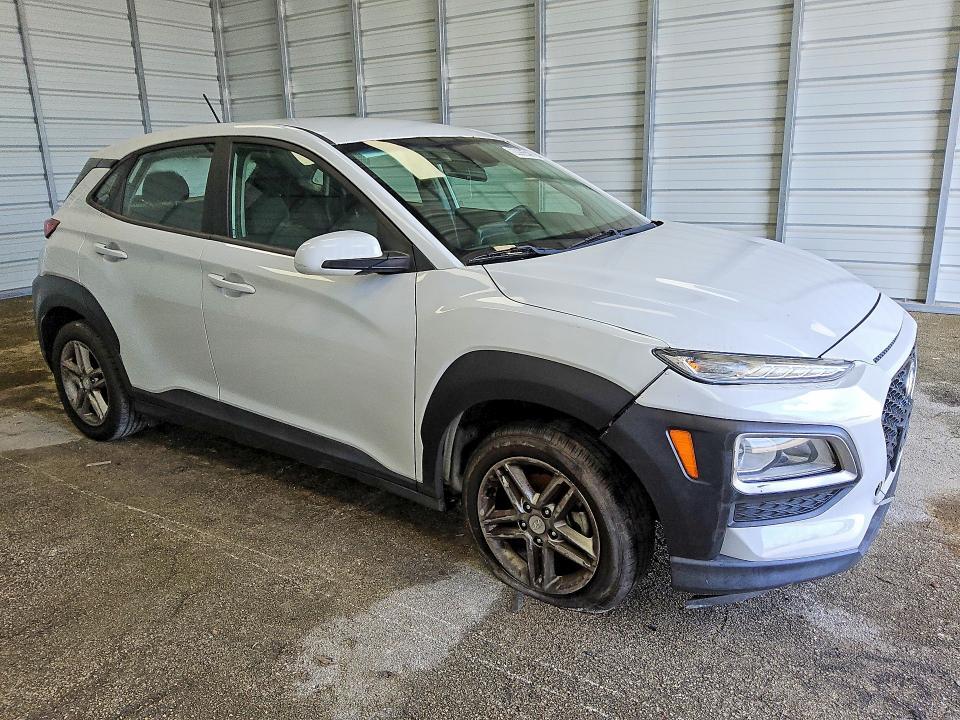 2020 HYUNDAI KONA SE — Фото 4 из 12