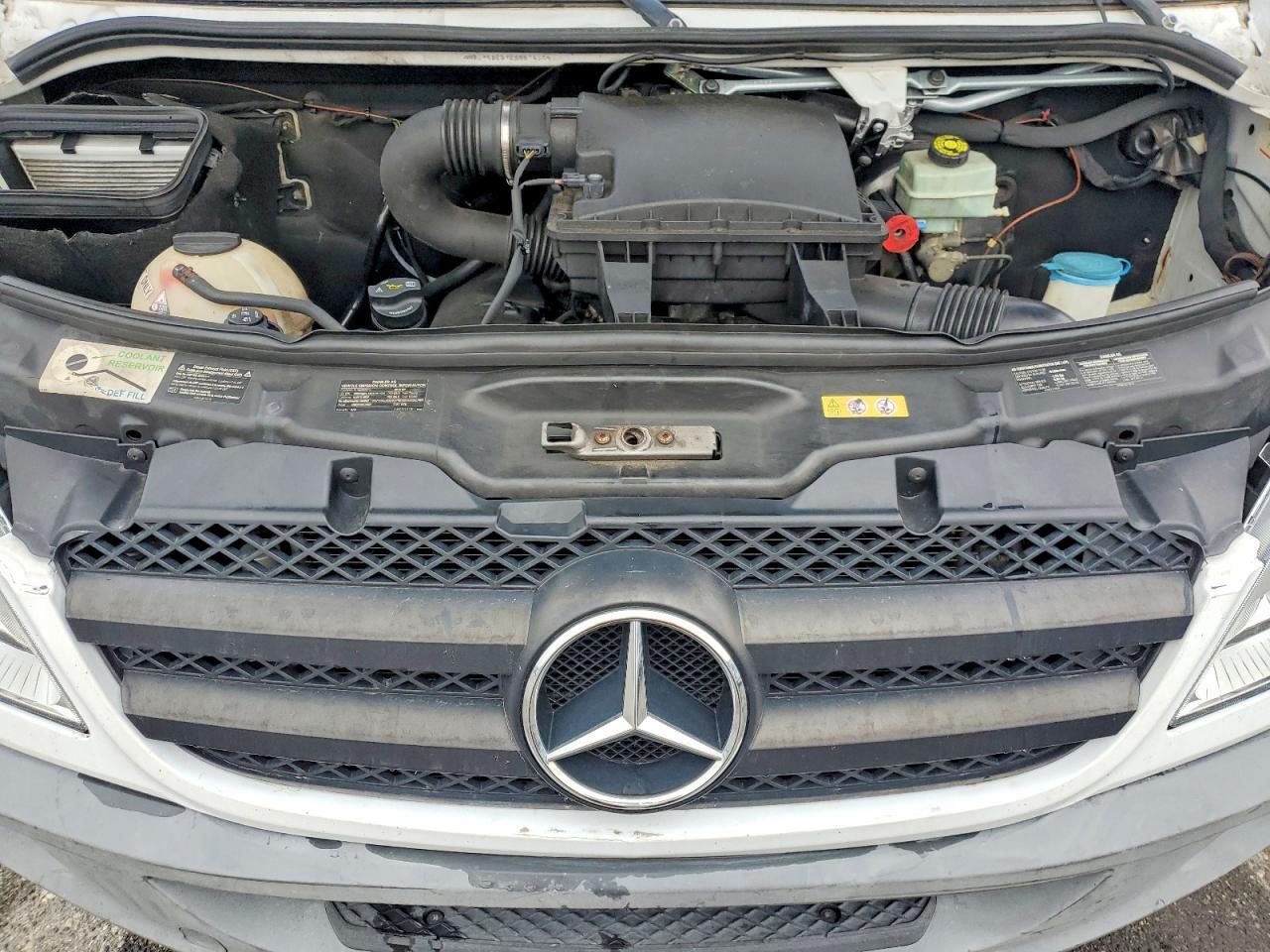 2012 MERCEDES-BENZ SPRINTER 2500 — Фото 12 из 13