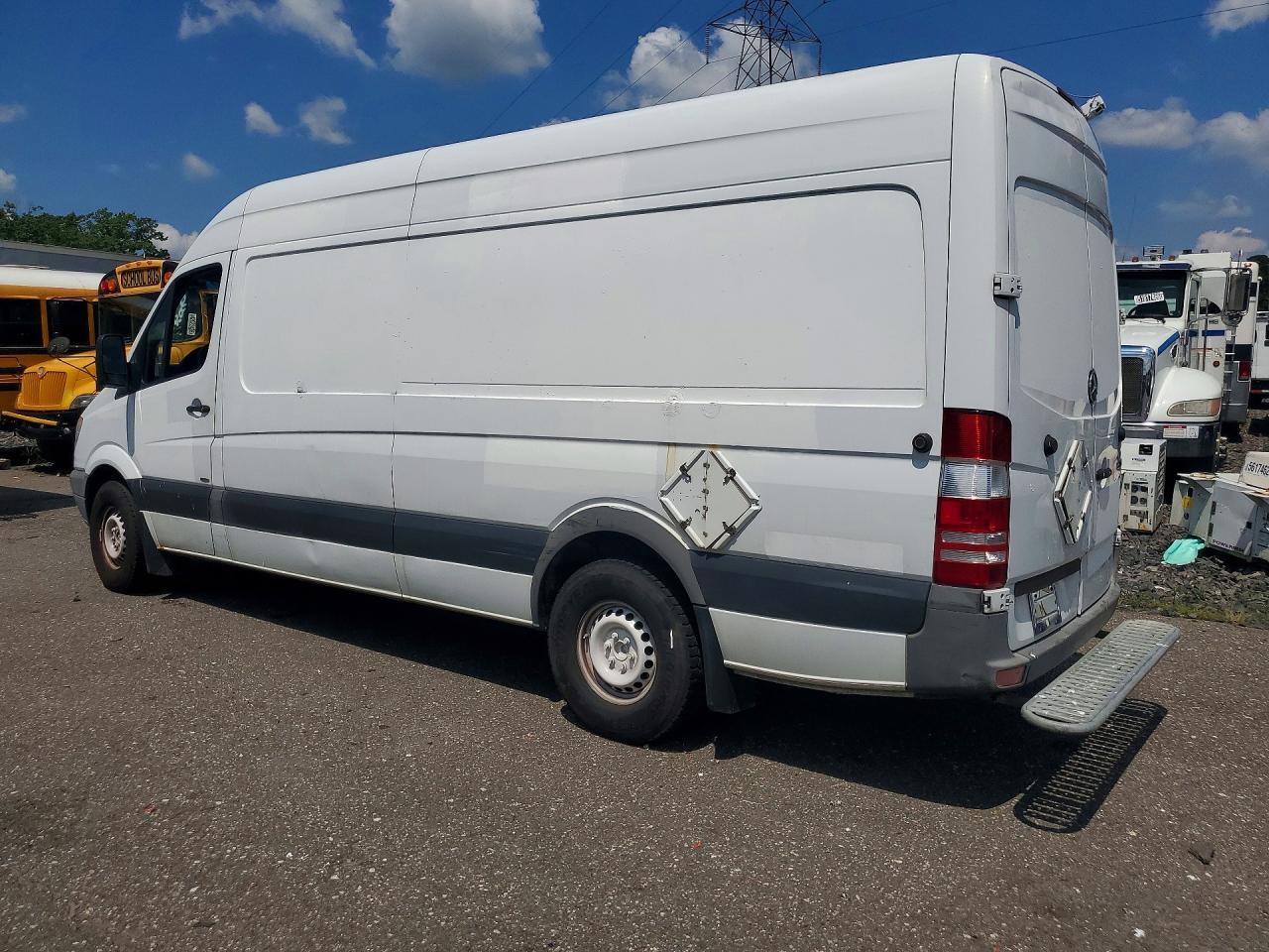2012 MERCEDES-BENZ SPRINTER 2500 — Фото 2 из 13