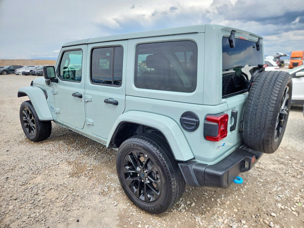 2024 JEEP WRANGLER SAHARA 4XE — Фото 2 из 12