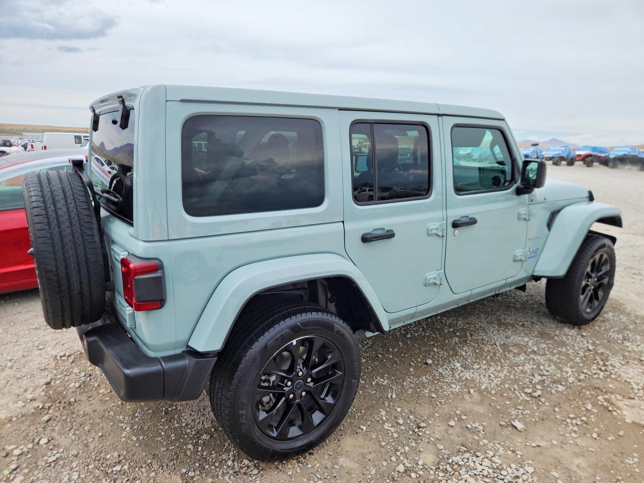 2024 JEEP WRANGLER SAHARA 4XE — Фото 3 из 12