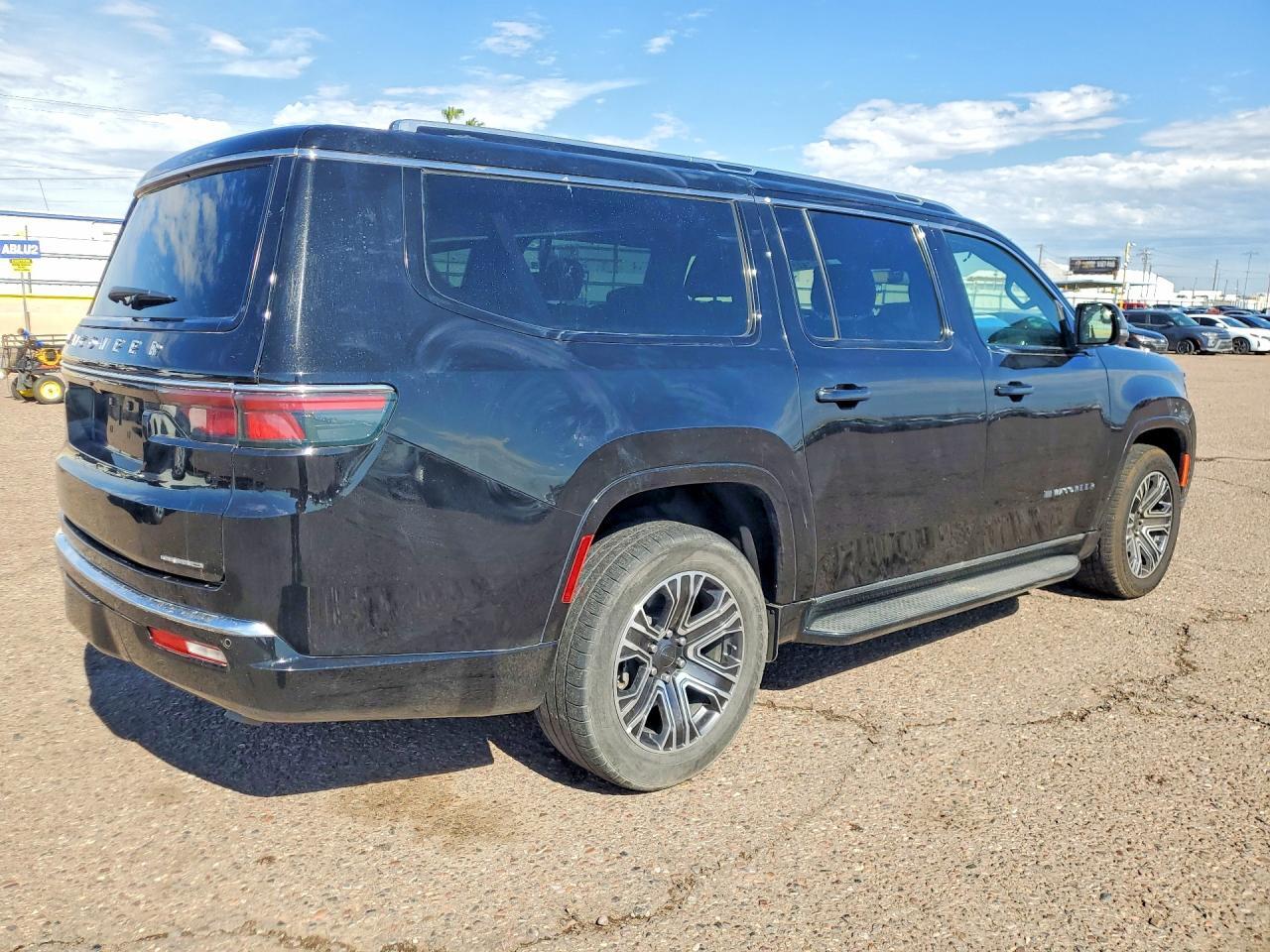 2024 JEEP WAGONEER L SERIES II — Фото 3 из 13