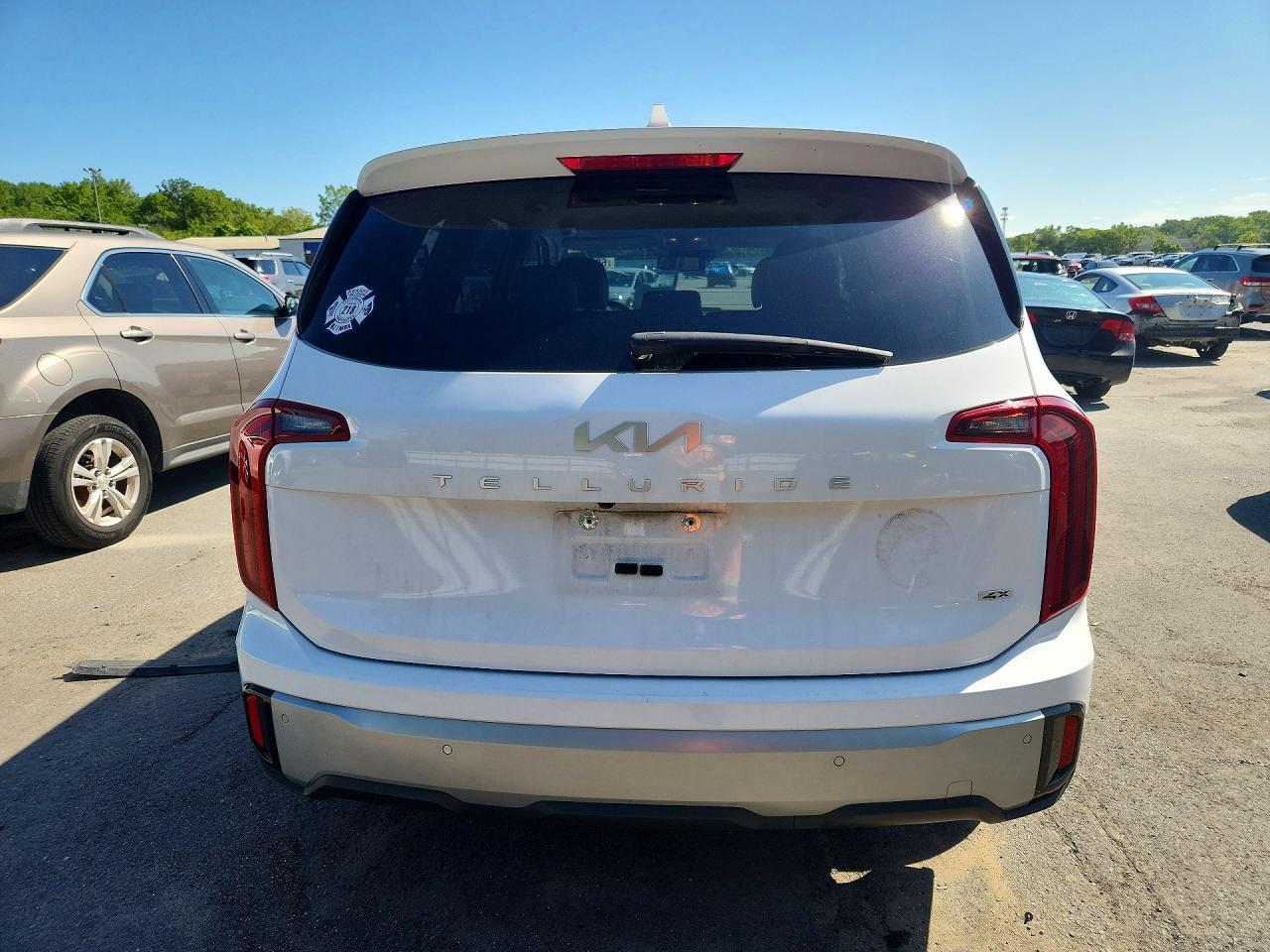 2024 KIA TELLURIDE LX — Фото 6 из 12