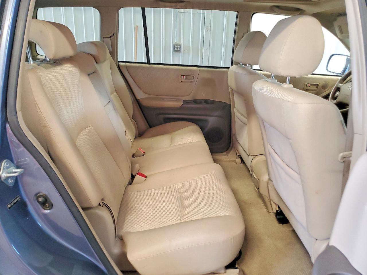 2005 TOYOTA HIGHLANDER BASE — Фото 11 из 13