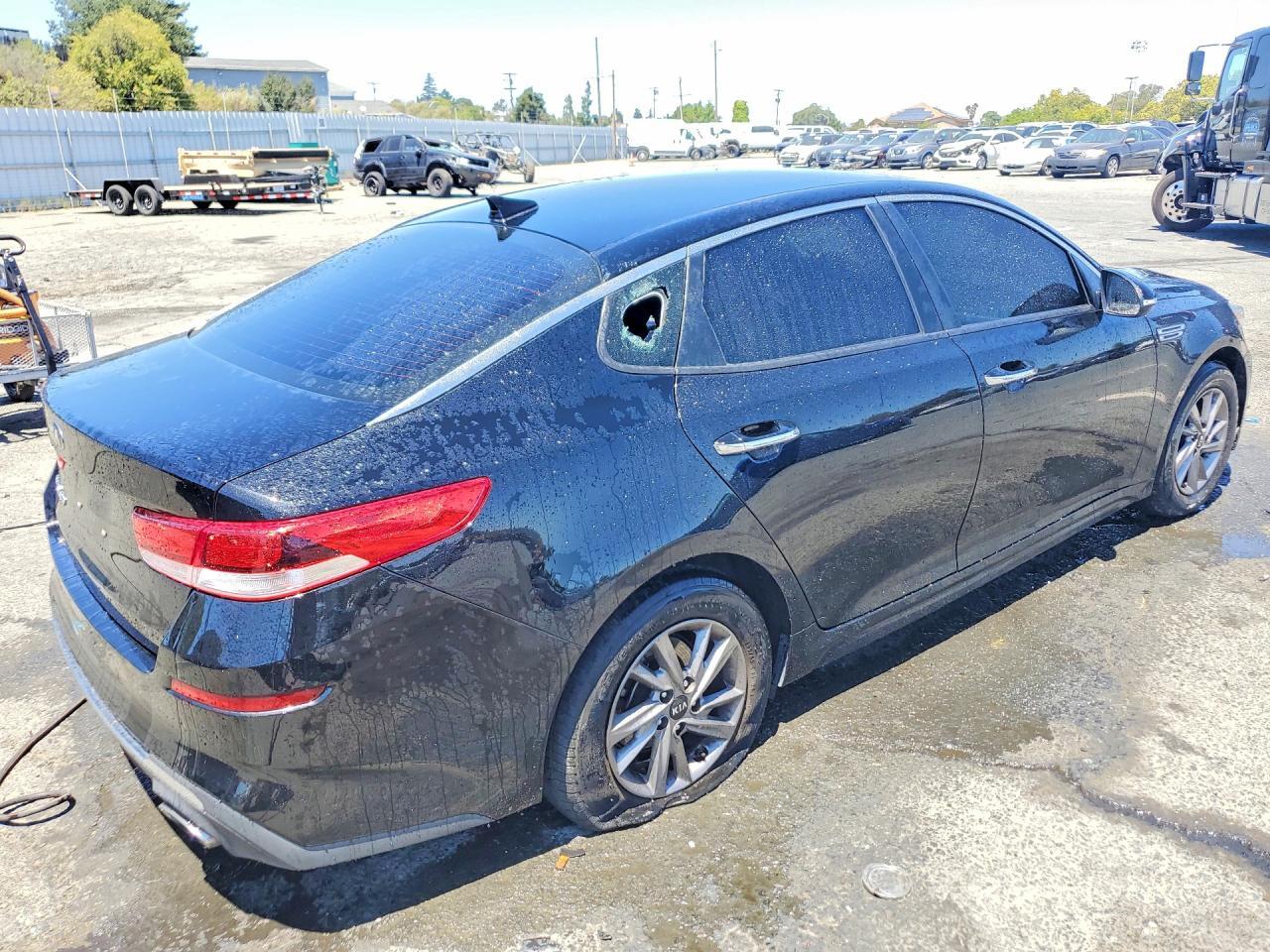2020 KIA OPTIMA LX — Фото 3 из 12
