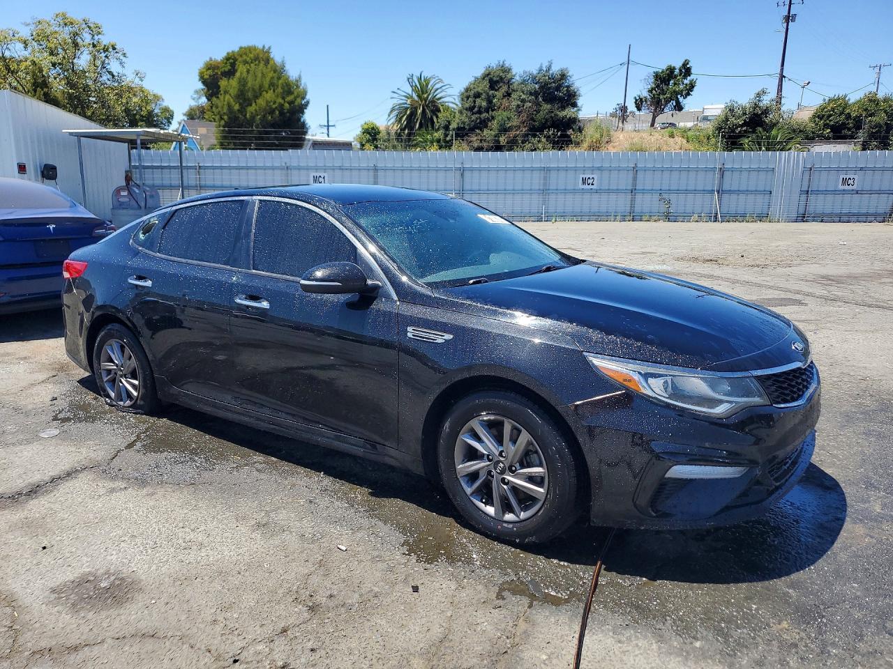 2020 KIA OPTIMA LX — Фото 4 из 12