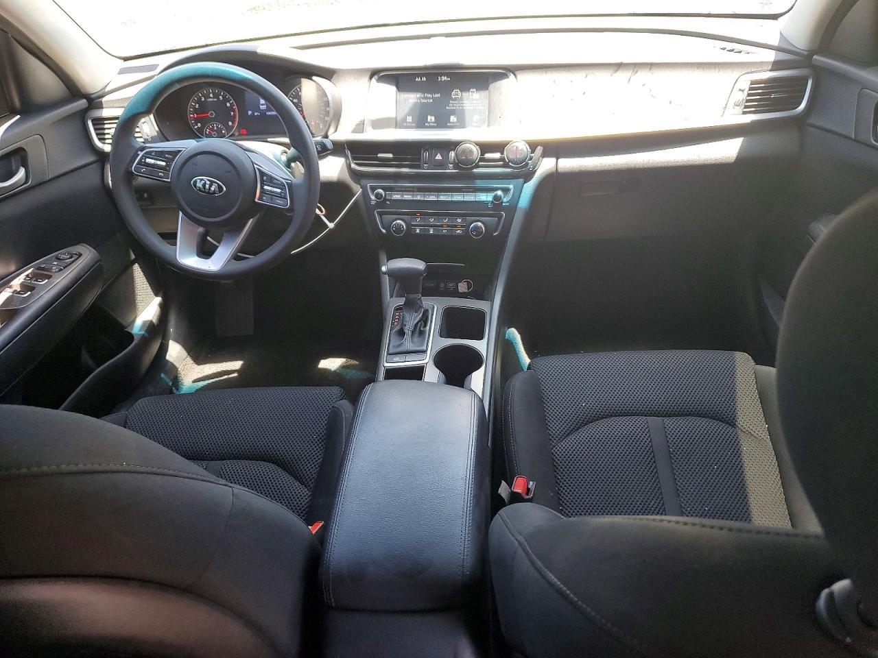 2020 KIA OPTIMA LX — Фото 8 из 12