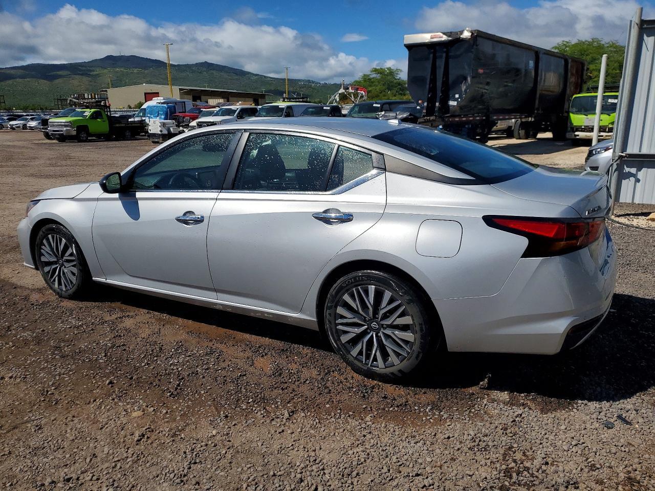 2024 NISSAN ALTIMA — Фото 2 из 13