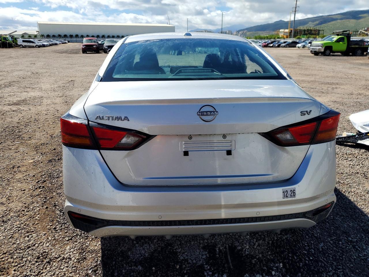 2024 NISSAN ALTIMA — Фото 6 из 13
