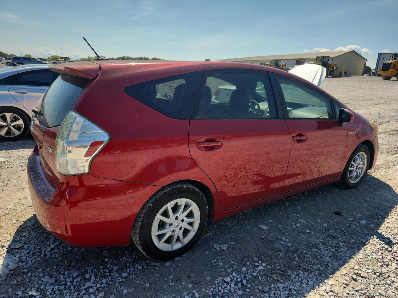 2012 TOYOTA PRIUS V THREE — Фото 3 из 12