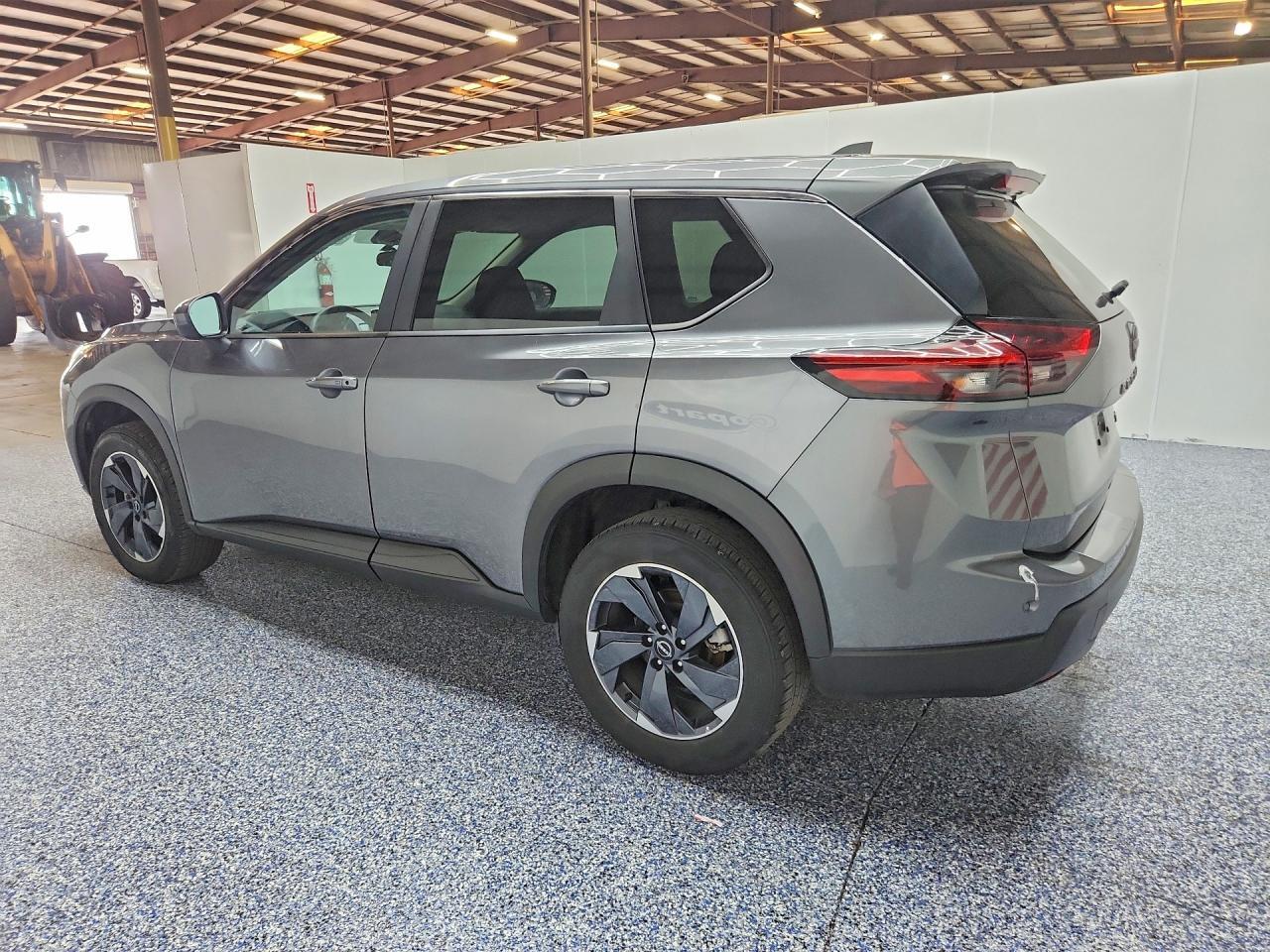 2024 NISSAN ROGUE SV — Фото 2 из 13