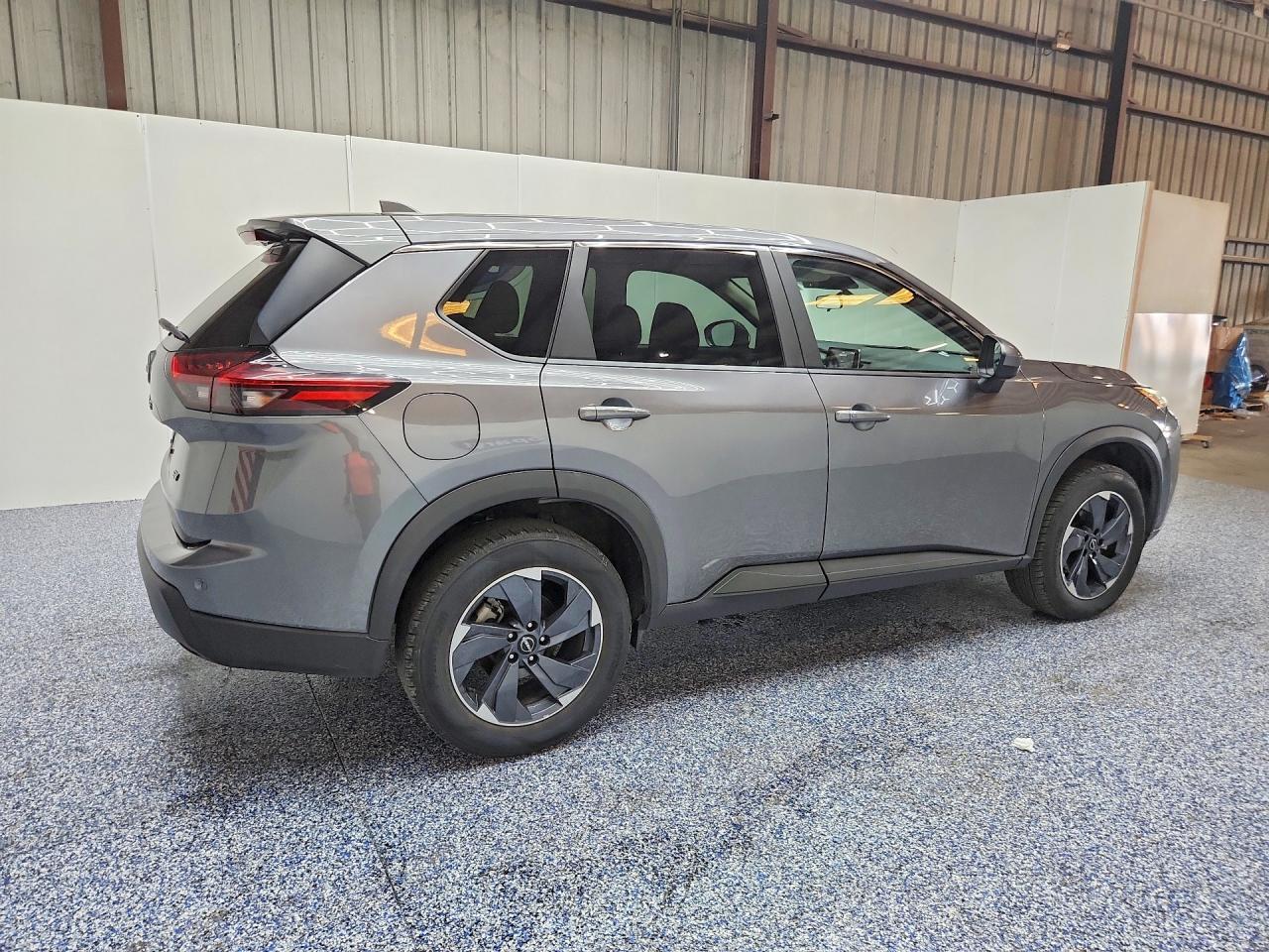2024 NISSAN ROGUE SV — Фото 3 из 13