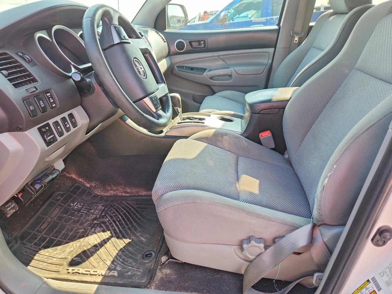 2012 TOYOTA TACOMA V6 — Фото 7 из 12