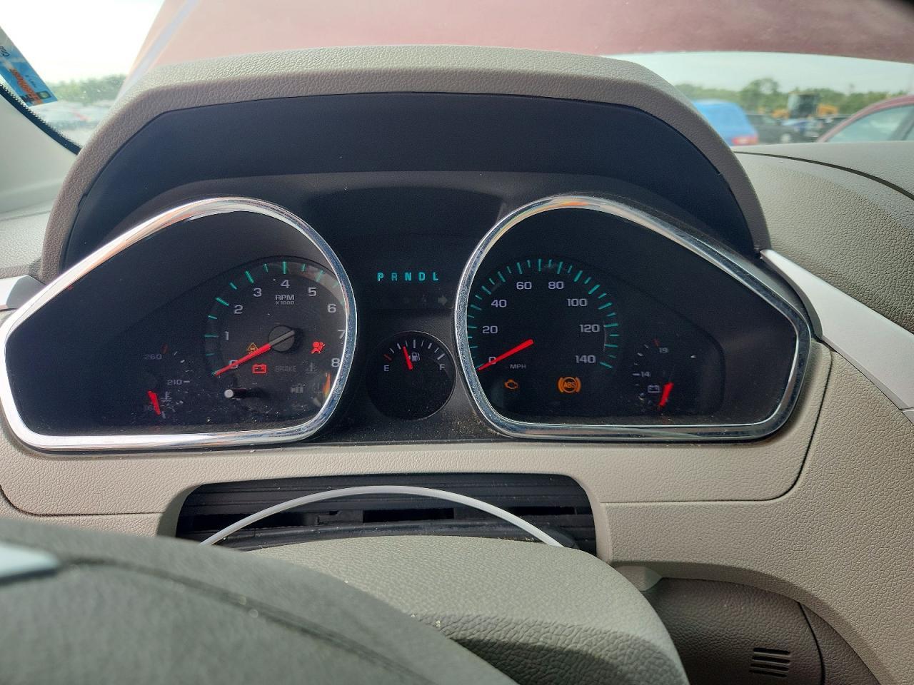 2010 CHEVROLET TRAVERSE LS — Фото 9 из 12