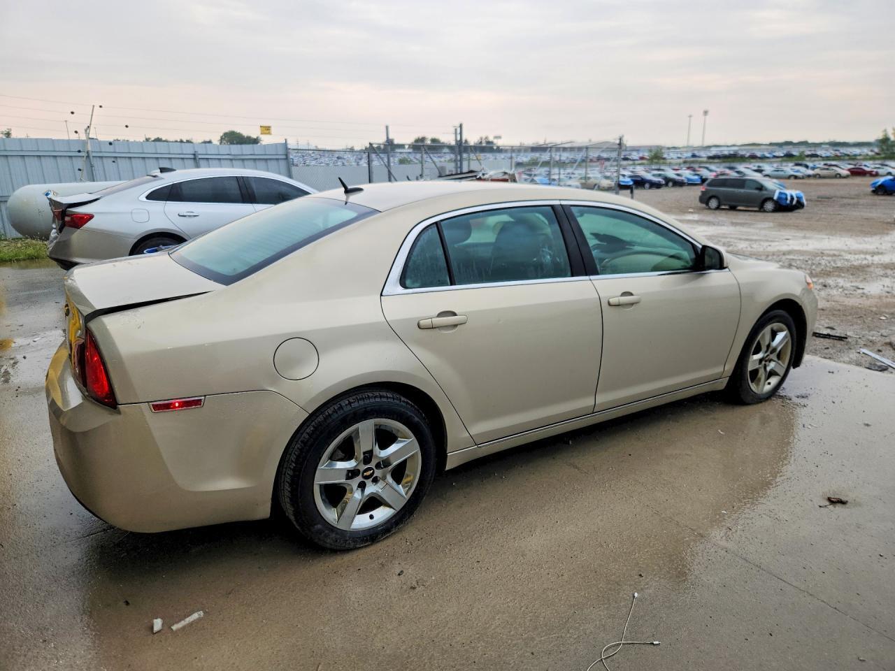 2010 CHEVROLET MALIBU 1LT — Фото 3 из 12