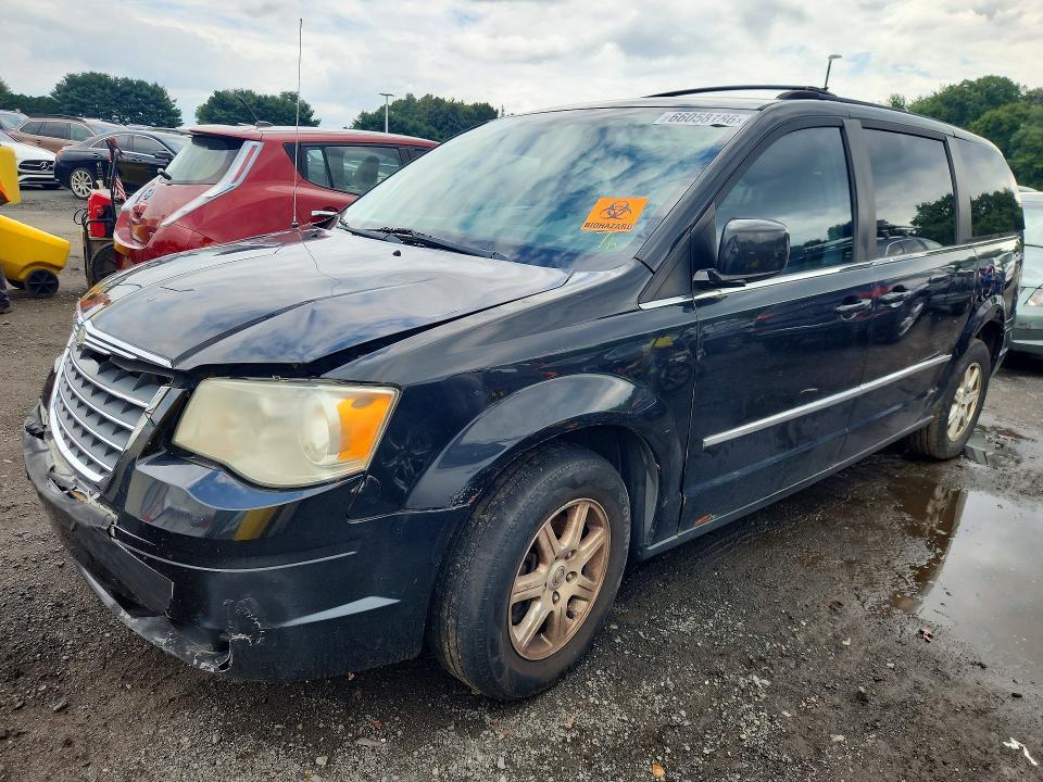 2010 CHRYSLER TOWN & COUNTRY 2A4RR5D10AR198674