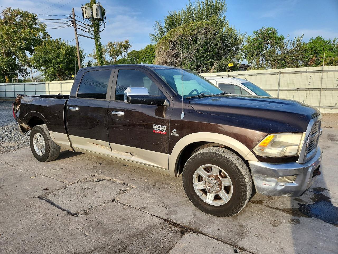 2010 DODGE RAM 2500 SLT — Фото 4 из 12
