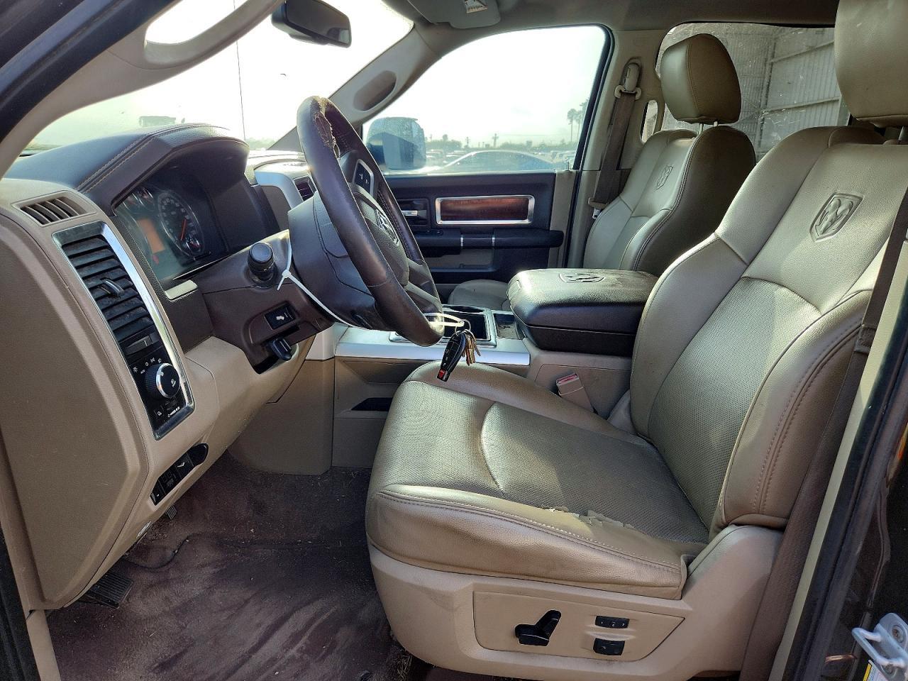 2010 DODGE RAM 2500 SLT — Фото 7 из 12