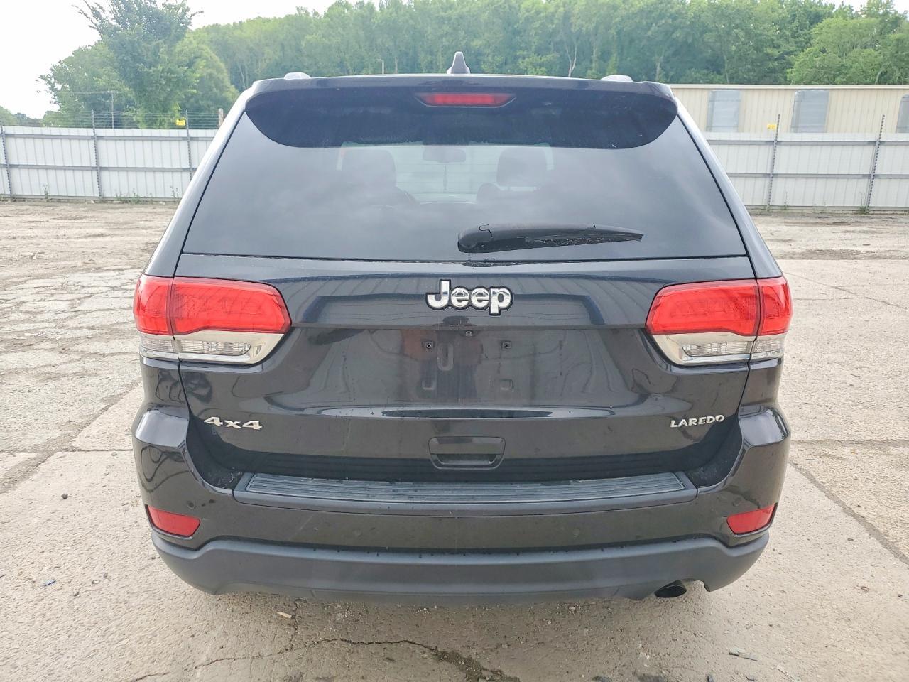 2016 JEEP GRAND CHEROKEE LAREDO — Фото 6 из 13