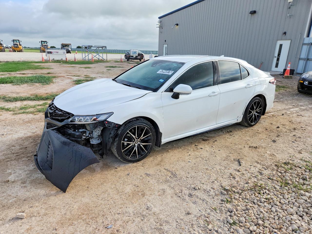 4T1G11AK2RU257762 2024 TOYOTA CAMRY photo no. 1