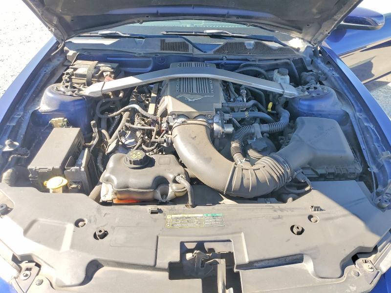 2010 FORD MUSTANG GT — Фото 11 из 12