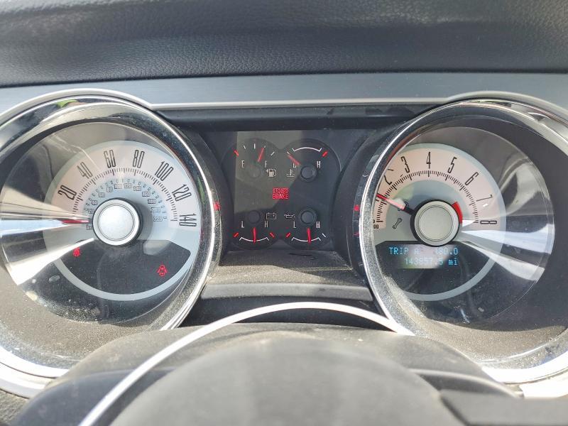2010 FORD MUSTANG GT — Фото 9 из 12