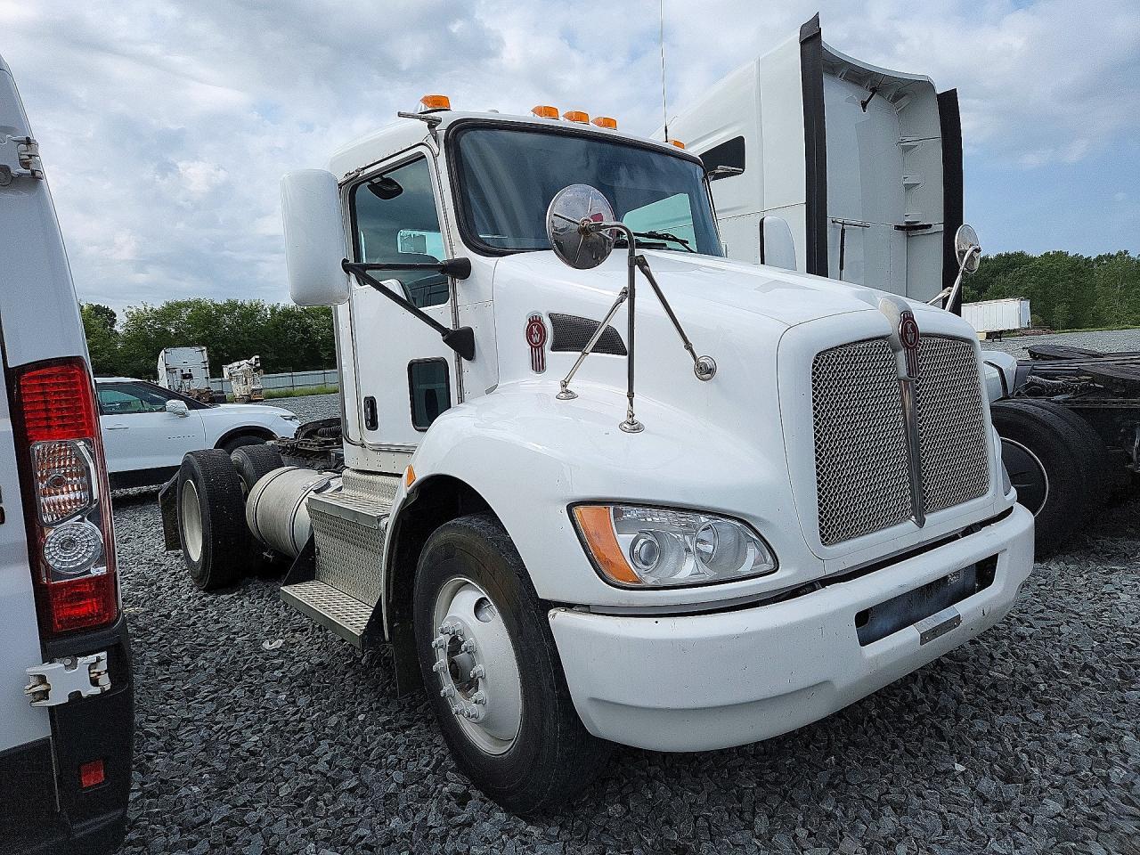 2016 KENWORTH CONSTRUCTION T370 — Фото 4 из 12