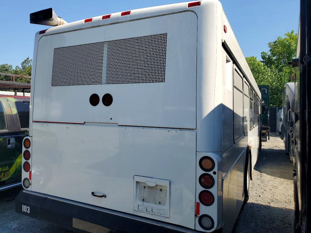 2010 GILLIG TRANSIT BUS LOW — Фото 4 из 10