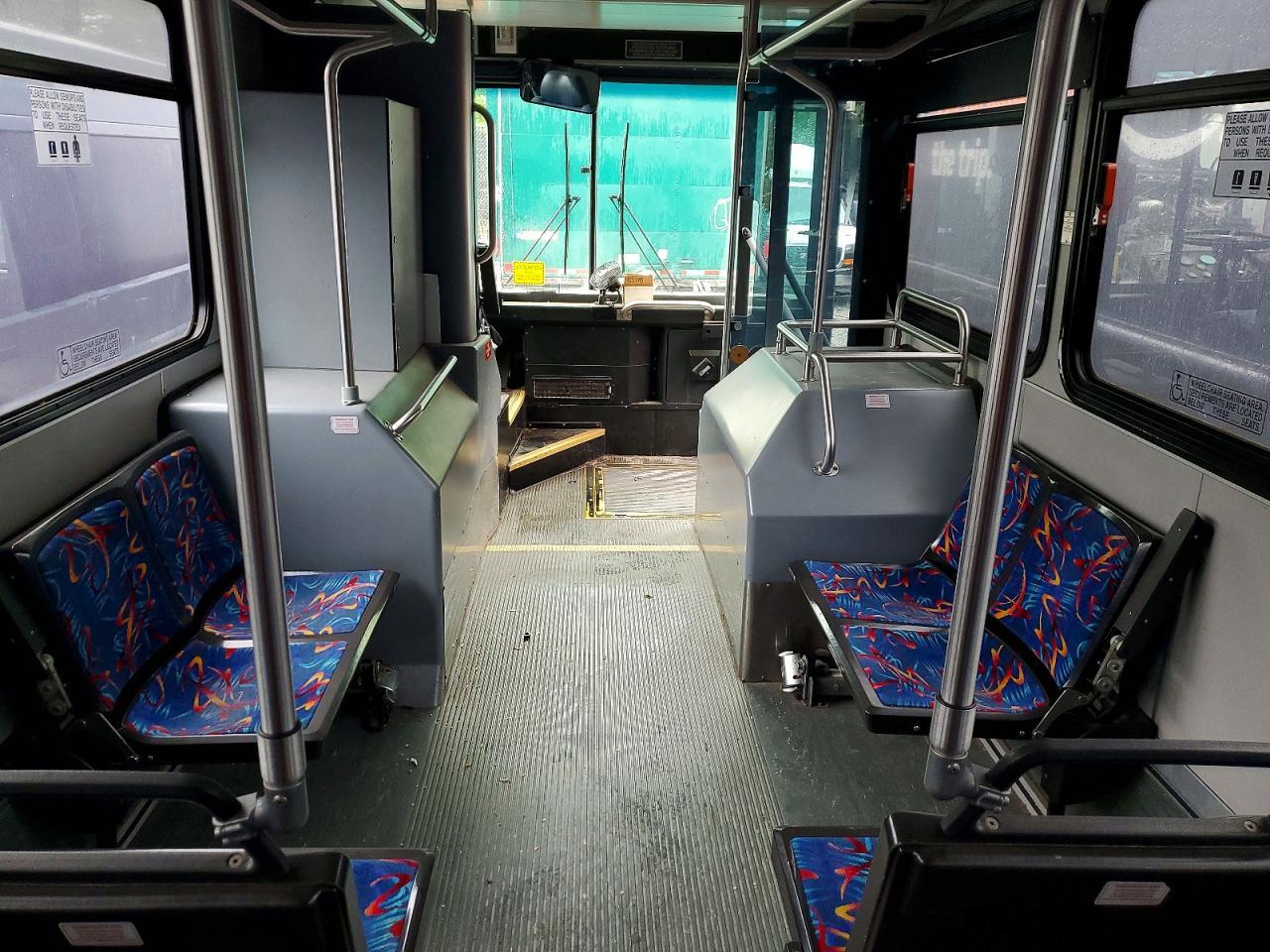 2010 GILLIG TRANSIT BUS LOW — Фото 5 из 10