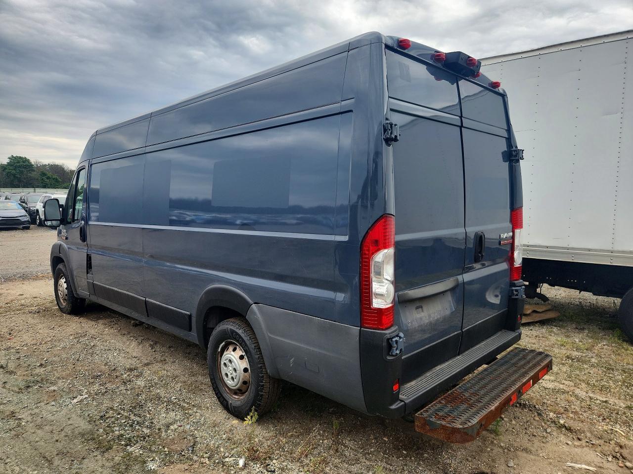 2020 RAM PROMASTER 3500 DELIVERY VAN — Фото 2 из 13
