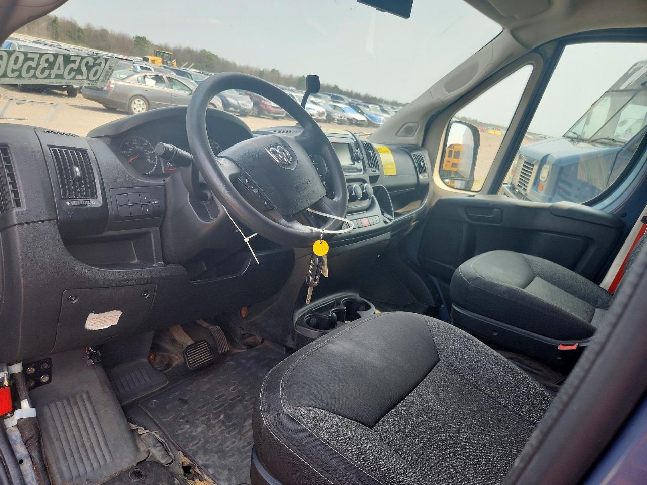 2020 RAM PROMASTER 3500 DELIVERY VAN — Фото 8 из 13