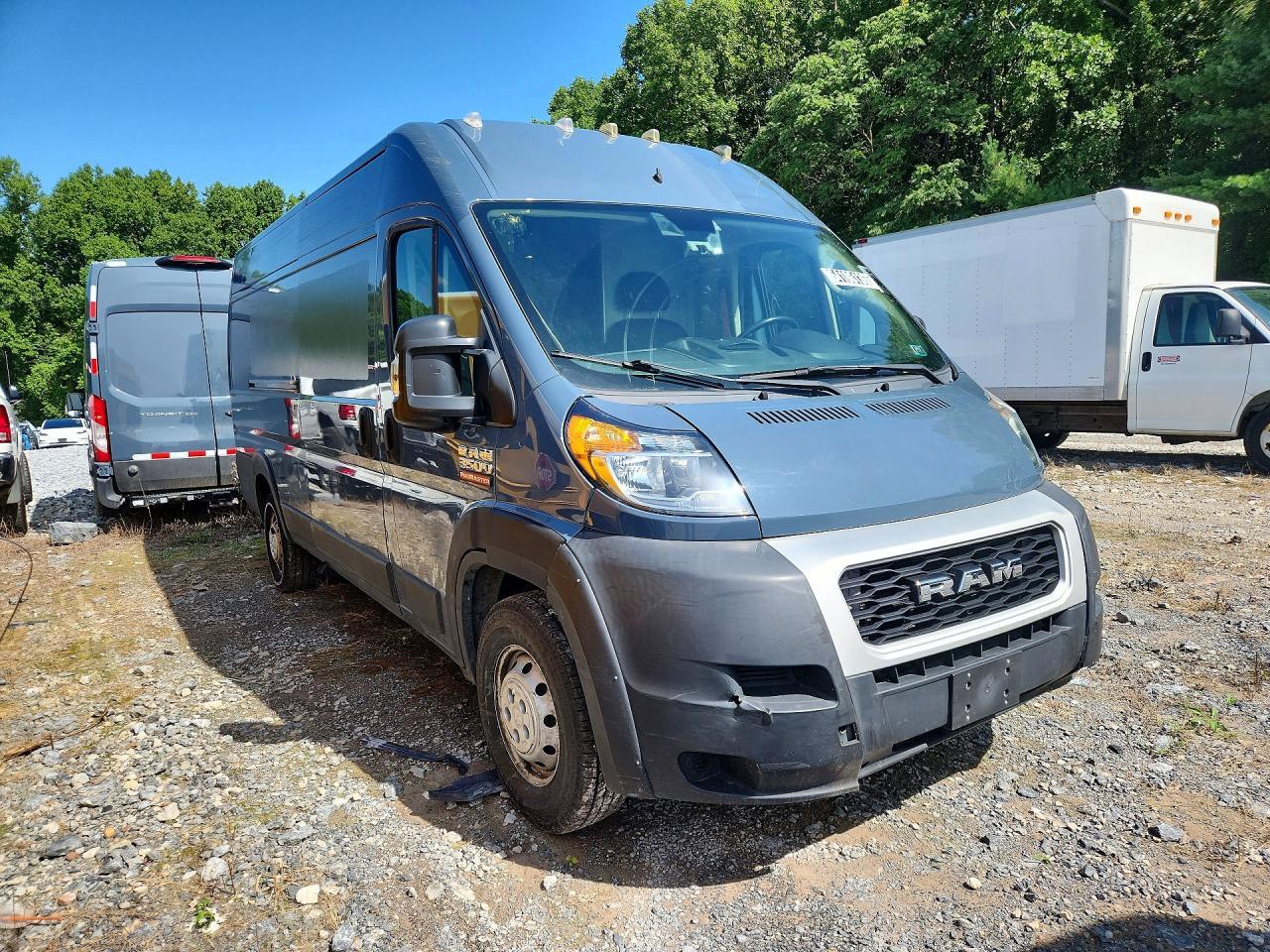 2020 RAM PROMASTER 3500 DELIVERY VAN — Фото 4 из 13