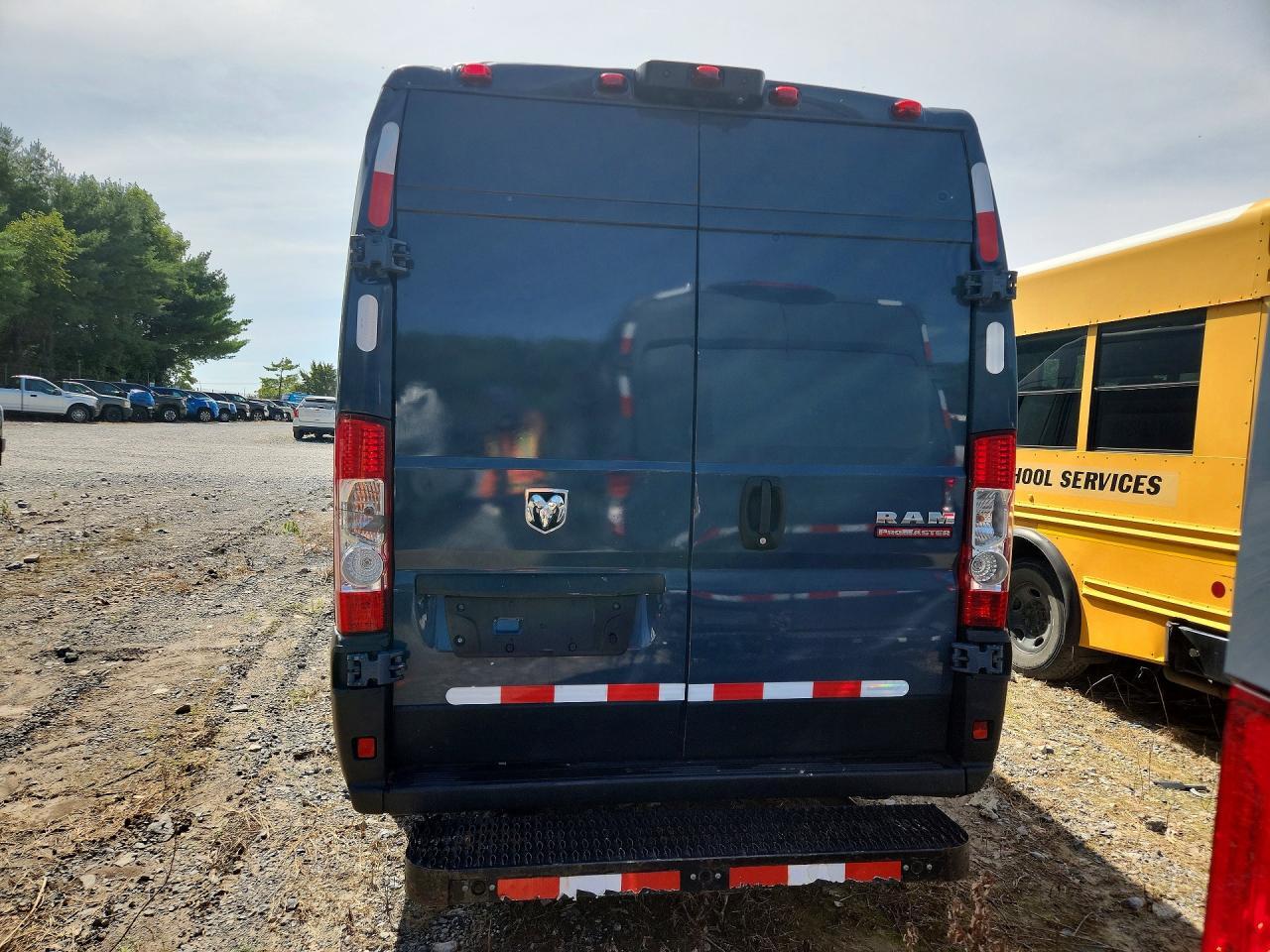 2020 RAM PROMASTER 3500 DELIVERY VAN — Фото 6 из 13